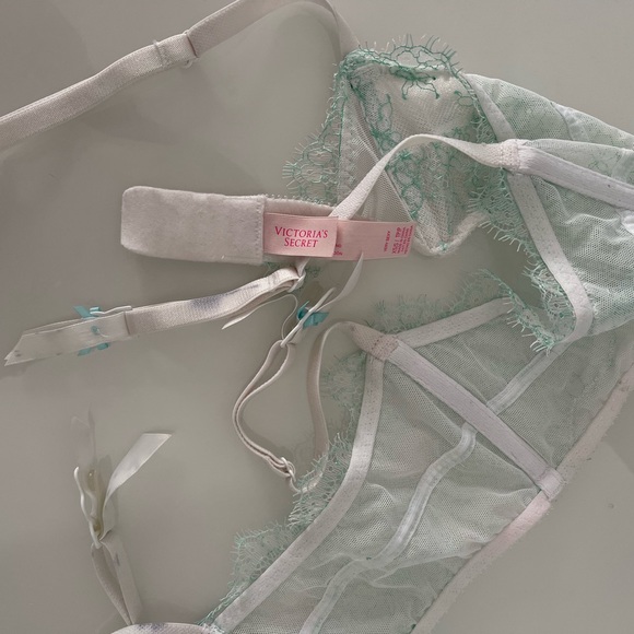 Victorias Secret Very Sexy white/mint garter belt XS - Picture 3 of 5